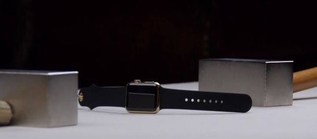 Apple Watch Edition in oro distrutto da due magneti