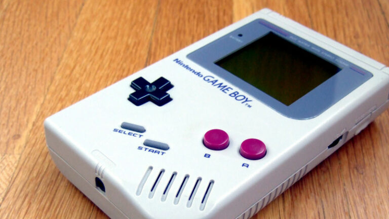 Tanti auguri GameBoy: 25 anni fa veniva lanciato nel nostro paese
