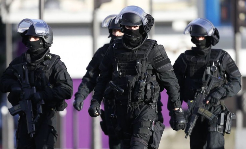 allerta terrorismo in francia blitz