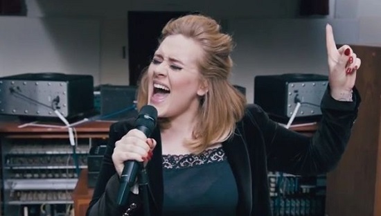 Adele lancia la nuova canzone When We Were Young (Testo, traduzione e video)
