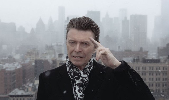 David Bowie, il successo di Lazarus (Testo, traduzione e video)