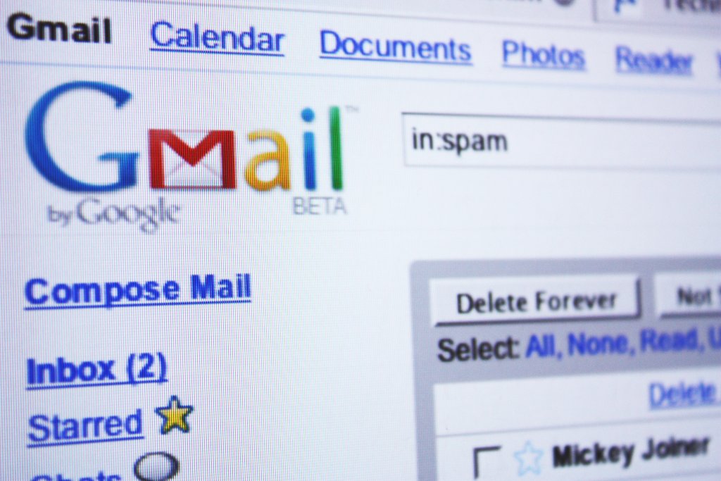 Gmail, malware