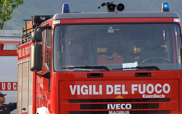 Napoli: donna muore per cercare di sfuggire ad un incendio